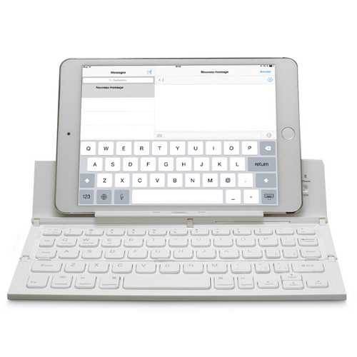Universal Antiskid Portable Two Segment Folding Bluetooth Keyboard With Bracket