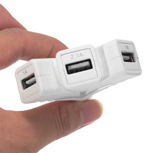 JOYROOM C300 Three USB Ports Car Charger Adapter for Tablet Cell Phone